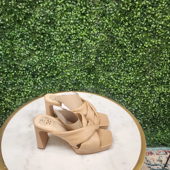 VINCE CAMUTO Women's Elmindi Square Toe Crossover High Heel Sandals Nude - Picture 6 of 6